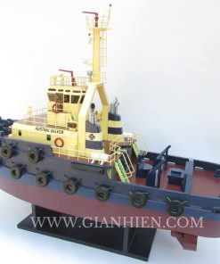 AUSTRAL SALVOR