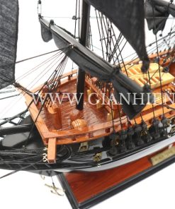 BLACK PEARL