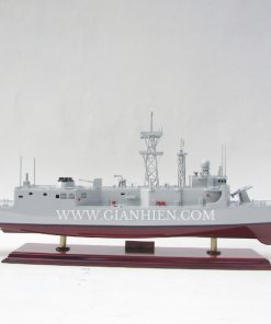 HMAS DARWIN FFG 04