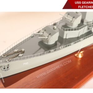 USS GEARING CLASS FLETCHER-05