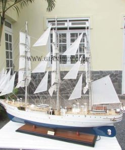 mo-hinh-thuyen-go-christian-radich-160cm-4