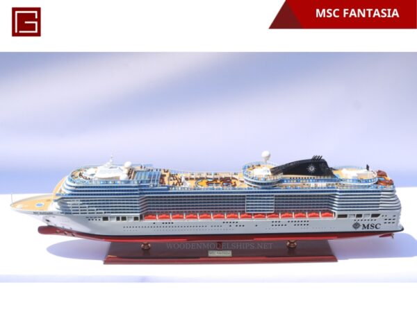MSC FANTASIA-02