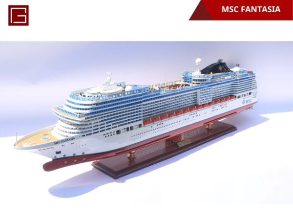 MSC FANTASIA-03