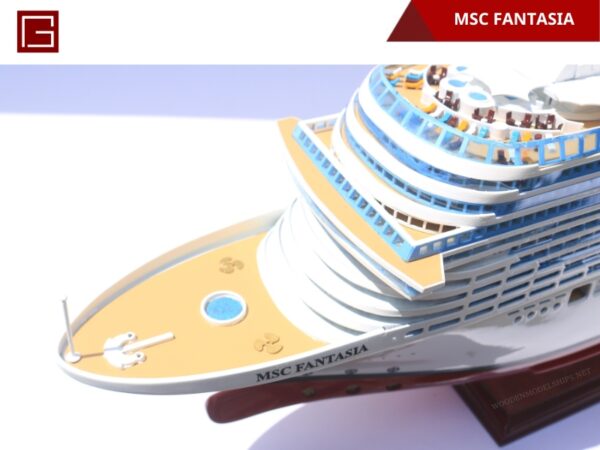 MSC FANTASIA-05