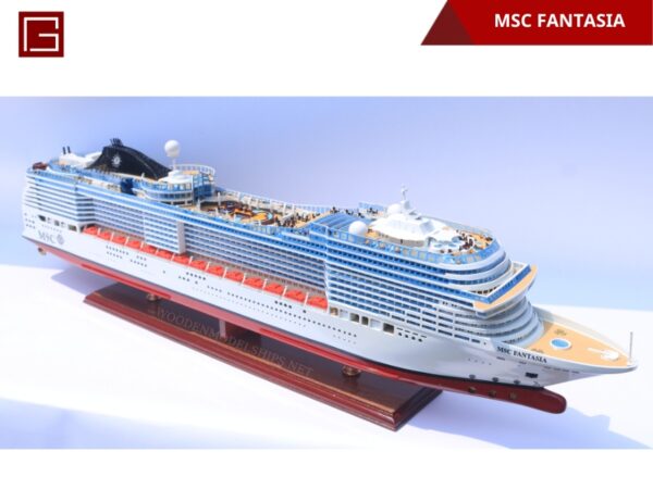 MSC FANTASIA-20