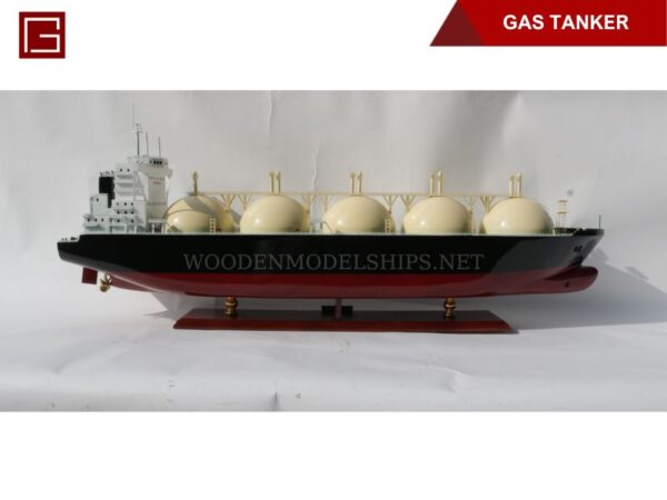 GAS TANKER-09