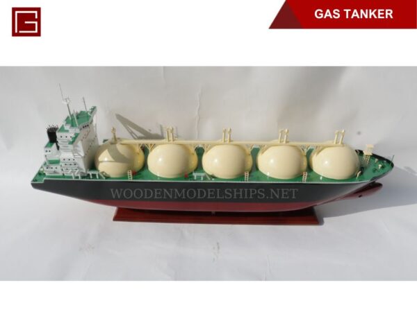 GAS TANKER-10