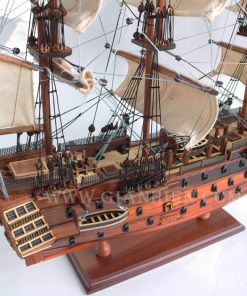 mo-hinh-thuyen-go-hms-victory-40cm-3
