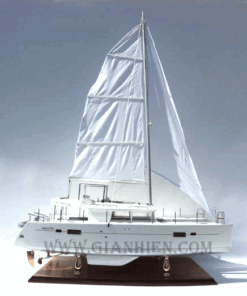 LAGOON 450F CATAMARAN YACTH