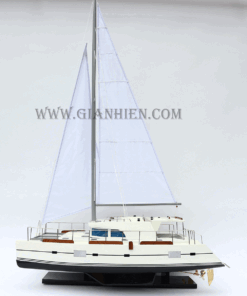 LAGOON 500 CATAMARAN