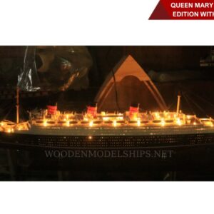 QUEEN MARY SPECIAL EDITION WITH LIGHTS-05