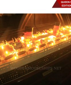 QUEEN MARY SPECIAL EDITION WITH LIGHTS-07