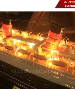 QUEEN MARY SPECIAL EDITION WITH LIGHTS-10
