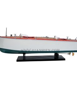 MAE WEST RUNABOUT