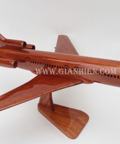 mo-hinh-may-bay- go-boeing-727-1