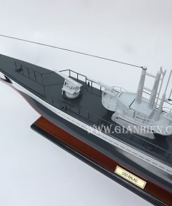 mo-hinh-tau-thuyen-cao-cap-uss-balao-submarine-9