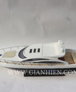 Sunseeker Predator 72