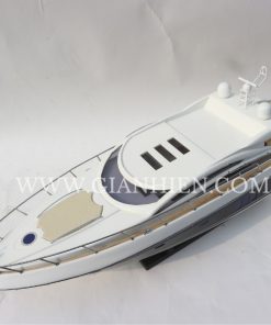 Sunseeker Predator 72