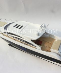 Sunseeker Predator 72