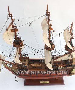 mo-hinh-tau-thuyen-cao-cap-poltava-40cm-10