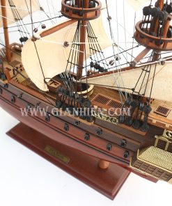 mo-hinh-tau-thuyen-cao-cap-poltava-40cm-7