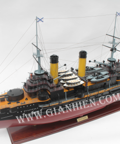 tau-thuyen-mo-hinh-bang-go-borodino-2