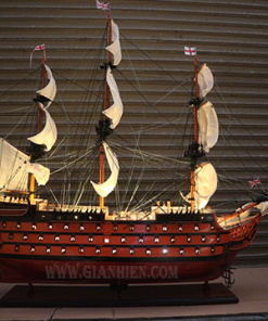 tau-thuyen-mo-hinh-bang-go-victory-co-gan-den-7