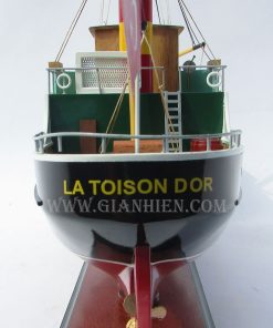 mo-hinh-thuyen-go-trung-bay-la-toison-dor-2