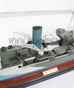 mo-hinh-thuyen-go-trang-tri-hms-belfast-8