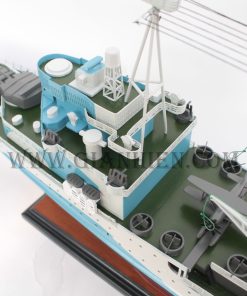 mo-hinh-thuyen-go-trang-tri-hms-belfast-6