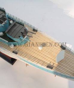 mo-hinh-thuyen-go-trang-tri-hms-belfast-3