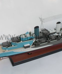 mo-hinh-thuyen-go-trang-tri-hms-belfast-2