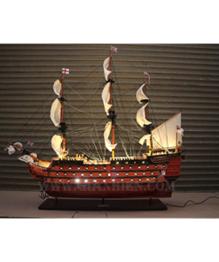 THUYỀN GẮN ĐÈN - MODEL BOATS WITH LIGHTS