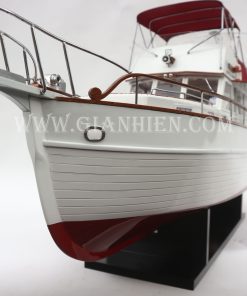 mo-hinh-thuyen-go-trang-tri-grand-banks36-europe-75cm-2