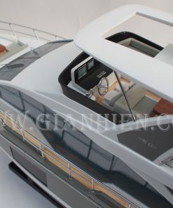 mo-hinh-thuyen-go-azimut-7