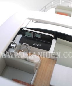 mo-hinh-thuyen-go-azimut-4
