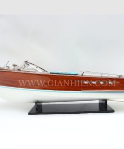 SUPER RIVA LAMBORGHINI