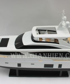 mo-hinh-thuyen-buom-bang-go-princess-superyachts-11
