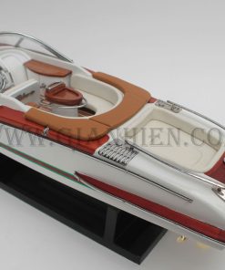 mo-hinh-thuyen-go-trang-tri-riva-aquariva-gucci-white-4