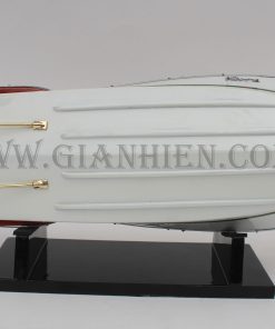 mo-hinh-thuyen-go-trang-tri-riva-aquariva-gucci-white-1