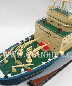 mô hình thuyền gỗ trang trí công ty Gia Nhiên 11