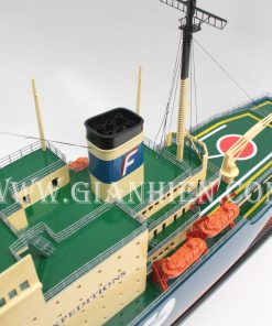 mô hình thuyền gỗ trang trí công ty Gia Nhiên 10
