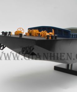 mo-hinh-thuyen-buom-phong-thuy-barge-2