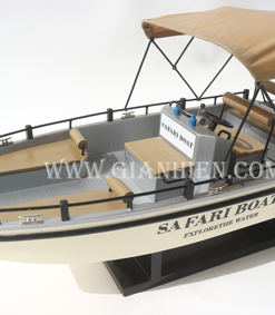 mo-hinh-thuyen-safari-boats-8