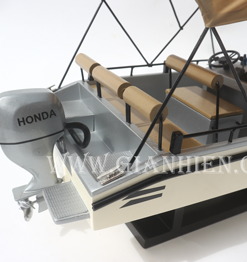 mo-hinh-thuyen-safari-boats-5