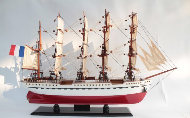 Mô hình thuyền gỗ lưu niệm Gia Nhiên