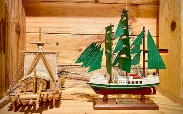 thuyền gỗ giá rẻ