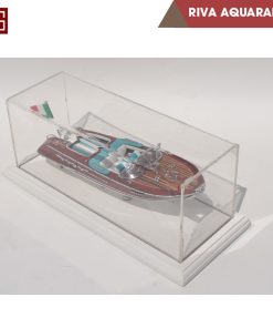 10 Riva Aquarama