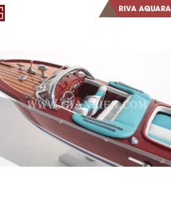 7 Riva Aquarama