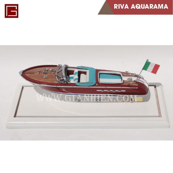 9 Riva Aquarama